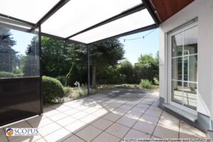 Überdachte Terrasse