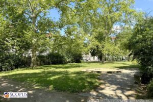 Park gegenüber des Wohnhauses